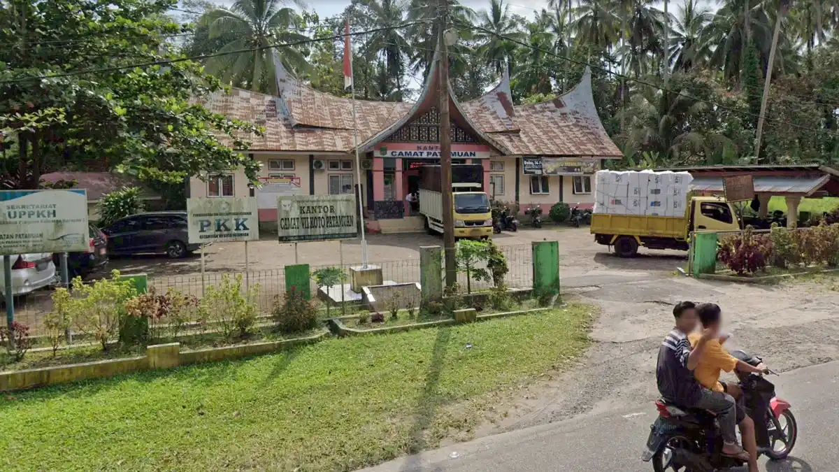Visual yang merangkum kondisi terbaru Nama Kecamatan Patamuan.