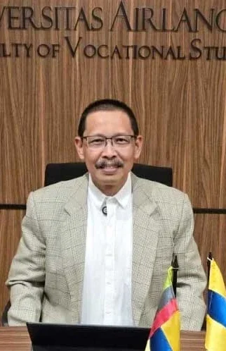 Ilustrasi berita yang menggambarkan reaksi publik terhadap Pers Publik.