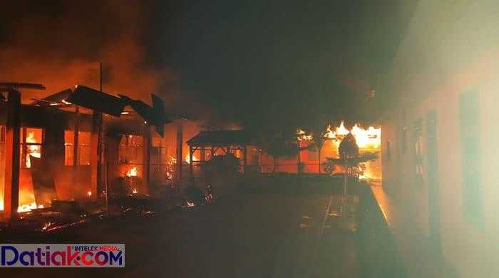 Pondok Pesantren Nurul Iman Dharmasraya terbakar