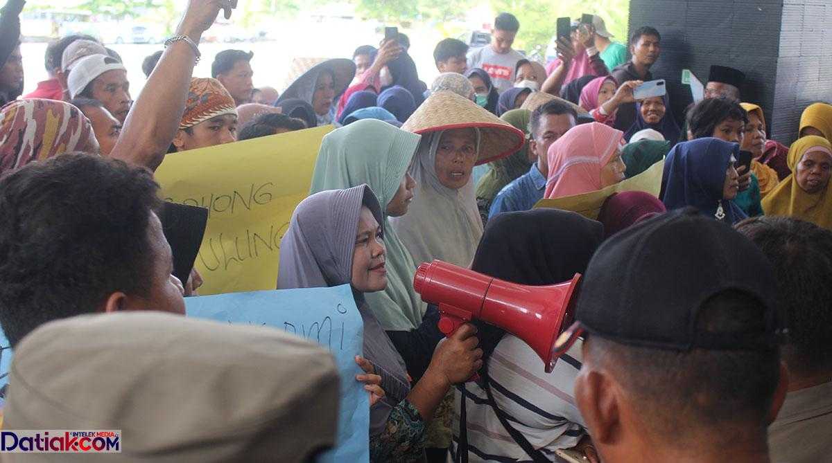 Warga Pemilik Lahan di Parit Malintang, Tagih Janji Pemkab