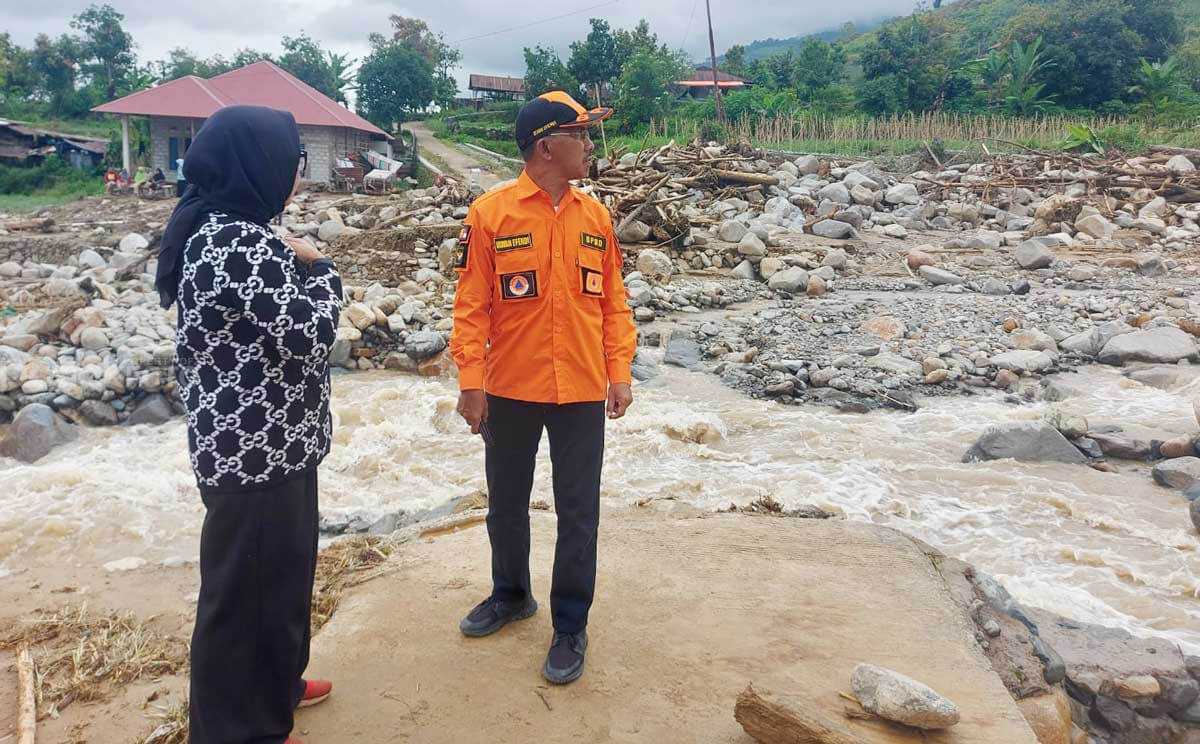 banjir bandang di nagari surian 2 rumah rusak berat
